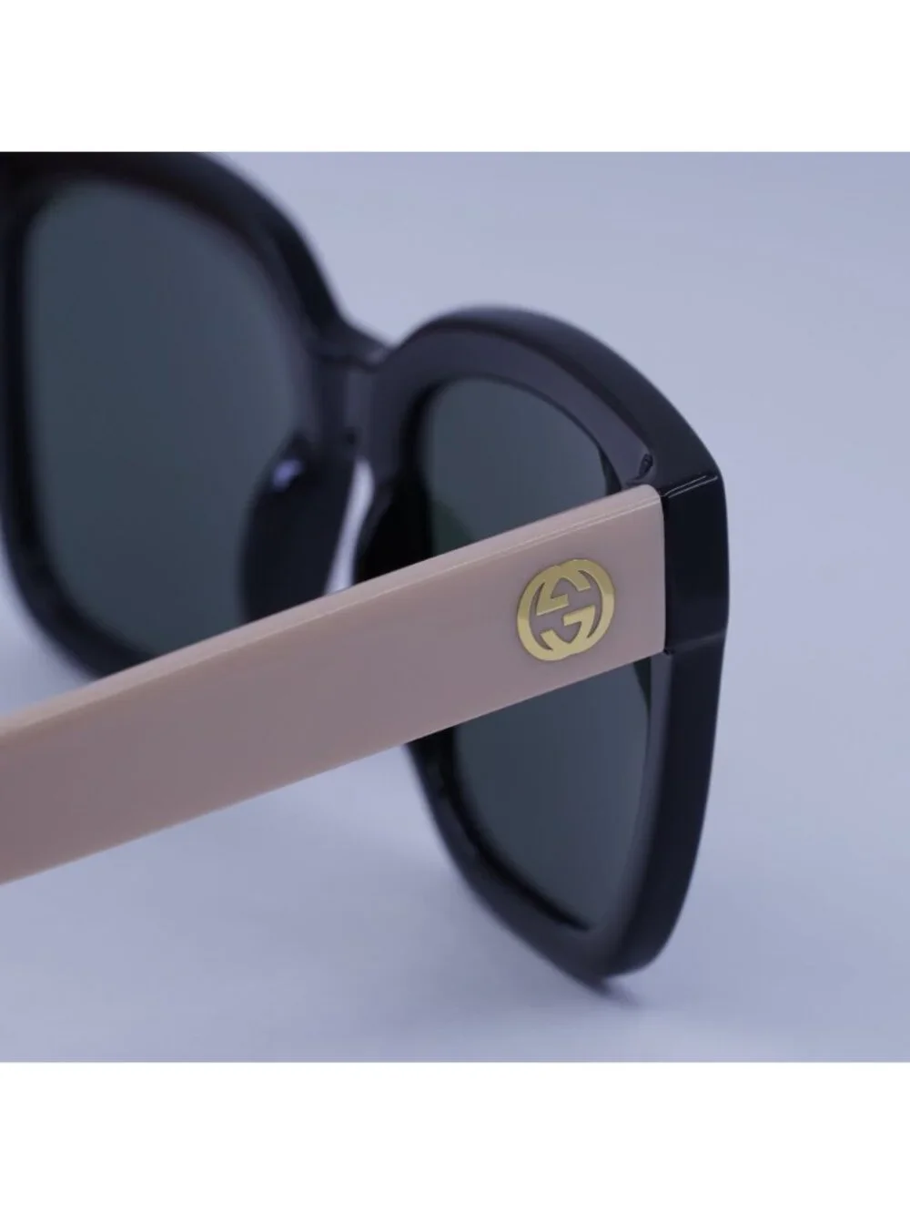 Gucci GG1338S 006 Sunglasses Black / Pink Square Frame, Grey Lenses